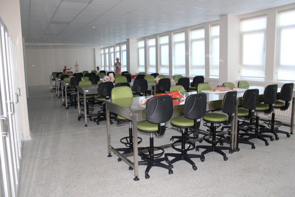 1660296786-1-23 temel beceri-maket-anatomi laboratuvarı.jpg